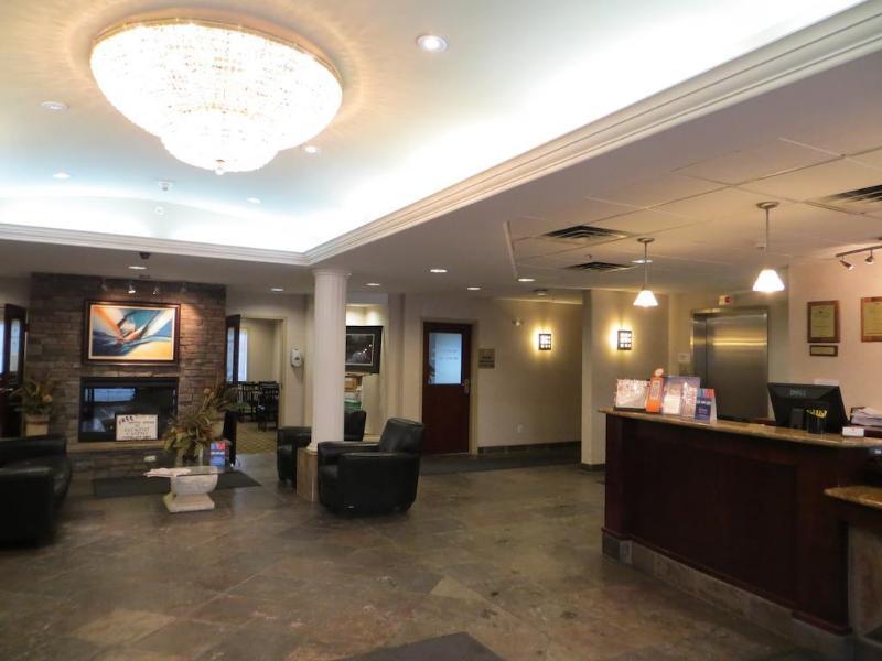 Super 8 By Wyndham Red Deer City Centre Εξωτερικό φωτογραφία